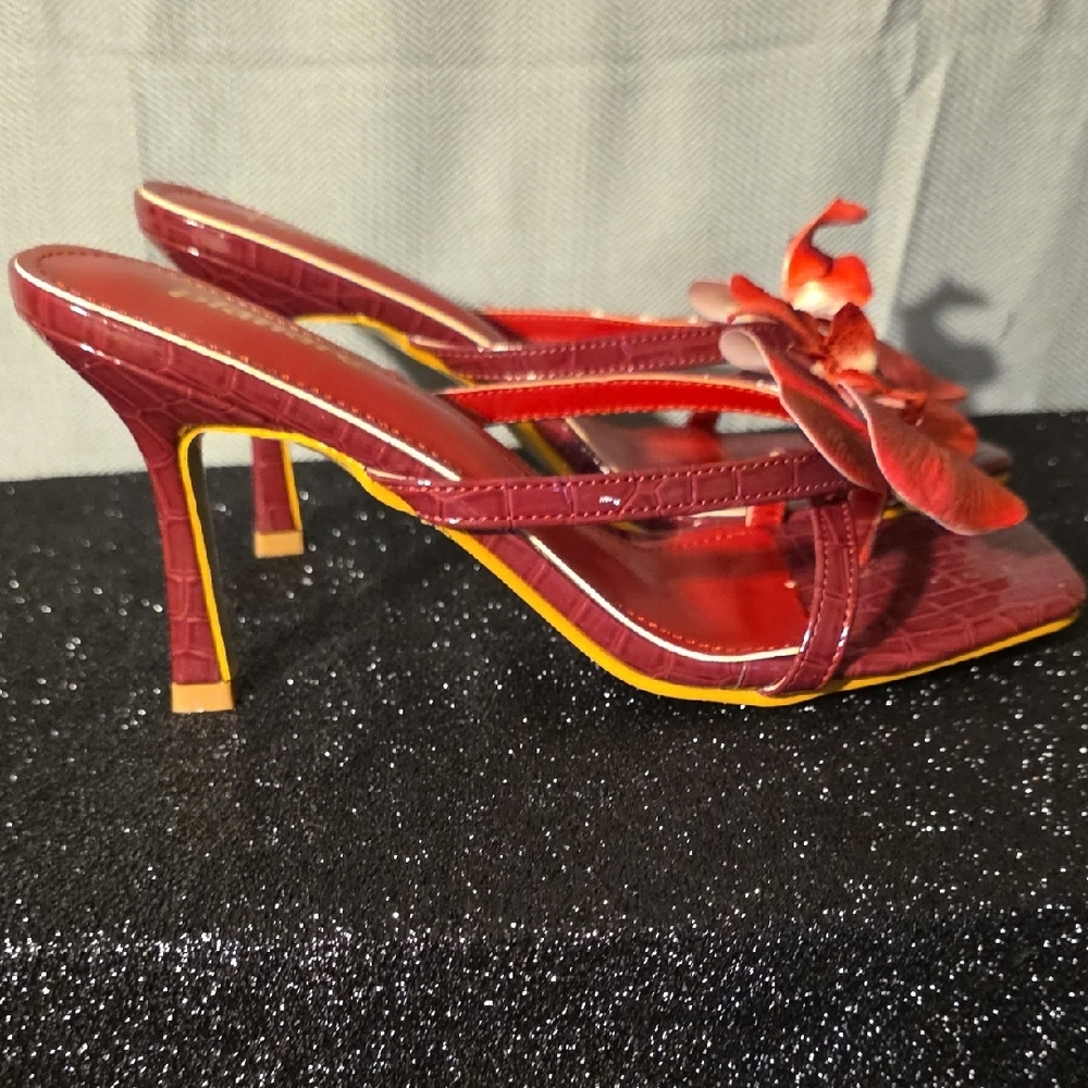 Planare Sandals - Picture 3 of 5